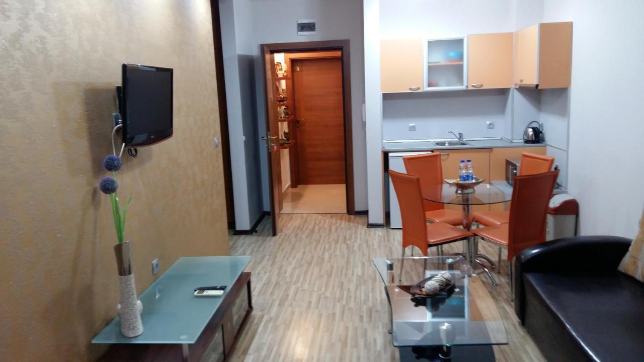 Fantasy Apartaments And Studios Avenue Комплекс Фантазия Хисаря Luaran gambar