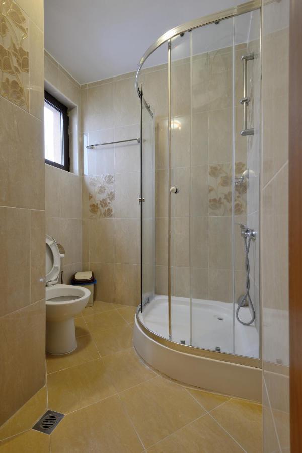 Fantasy Apartaments And Studios Avenue Комплекс Фантазия Хисаря Luaran gambar
