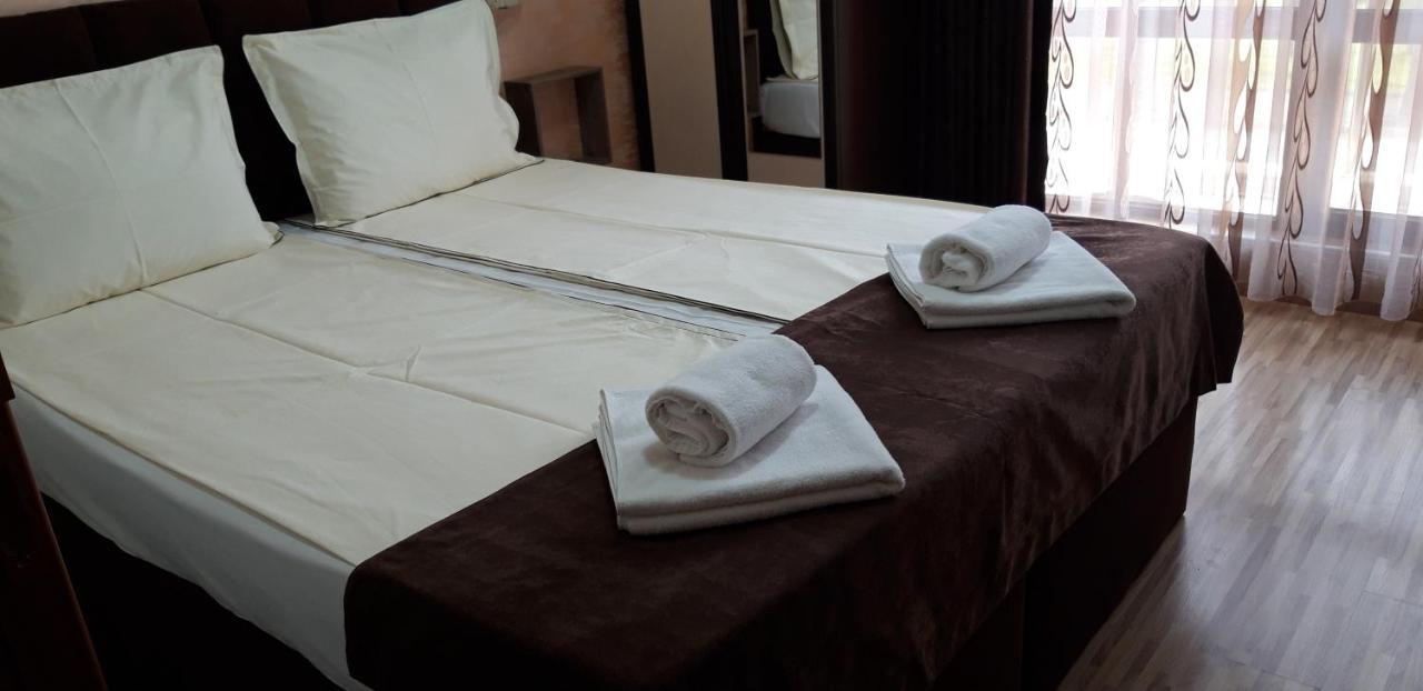 Fantasy Apartaments And Studios Avenue Комплекс Фантазия Хисаря Luaran gambar