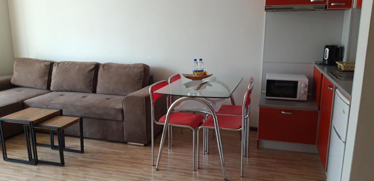 Fantasy Apartaments And Studios Avenue Комплекс Фантазия Хисаря Luaran gambar